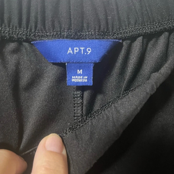 Apt 9 Black Slacks Size Medium - Picture 3 of 4